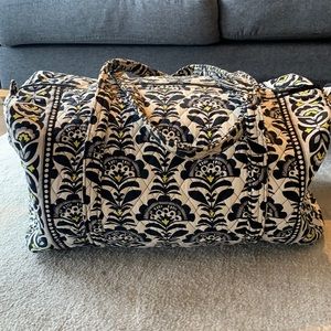Vera Bradley duffle bag